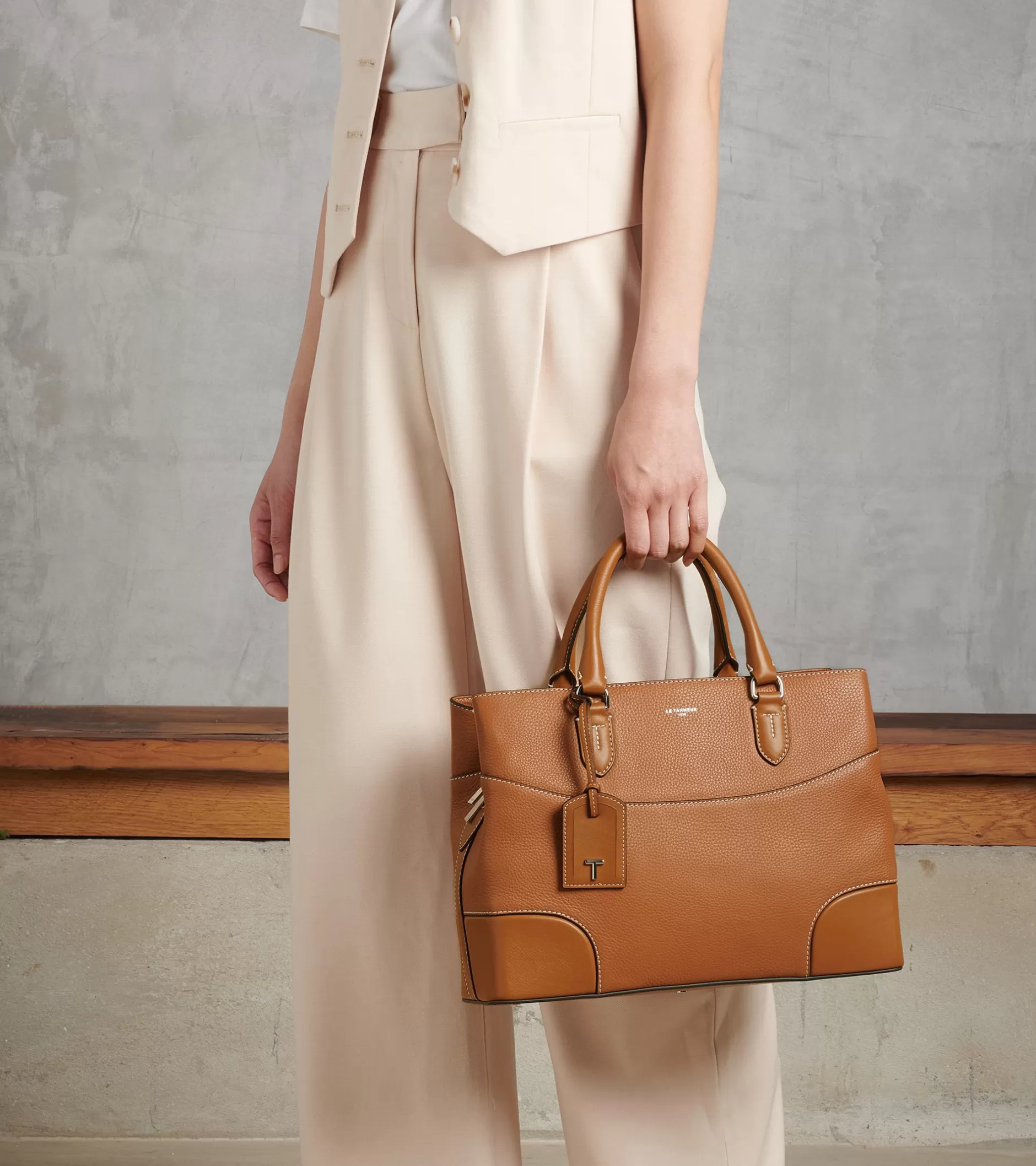 Femme Le Tanneur Grand sac à main Romy en cuir grainé - Brown Tan