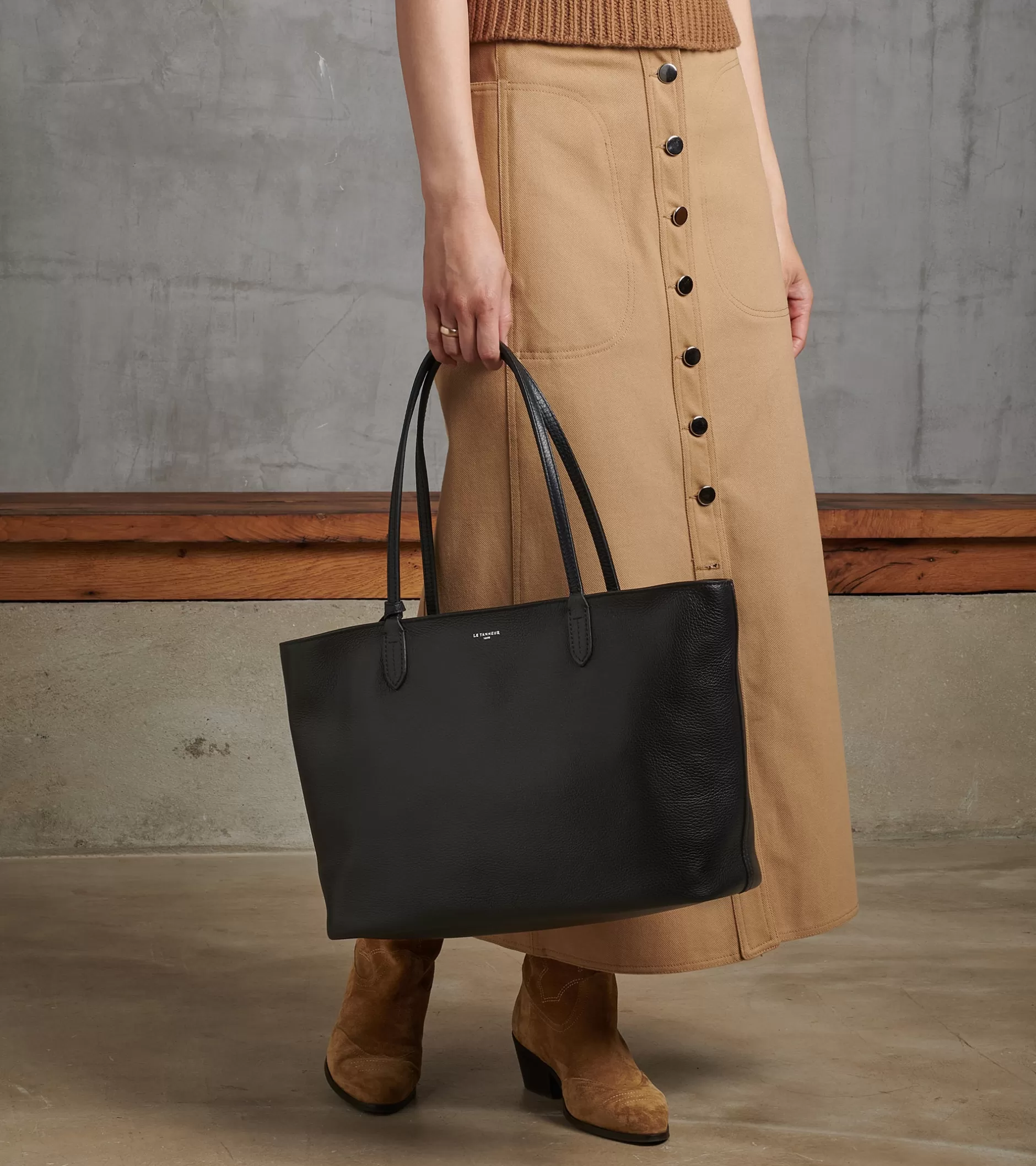 Femme Le Tanneur Grand sac cabas Louise en cuir grainé - Black Le Bleu