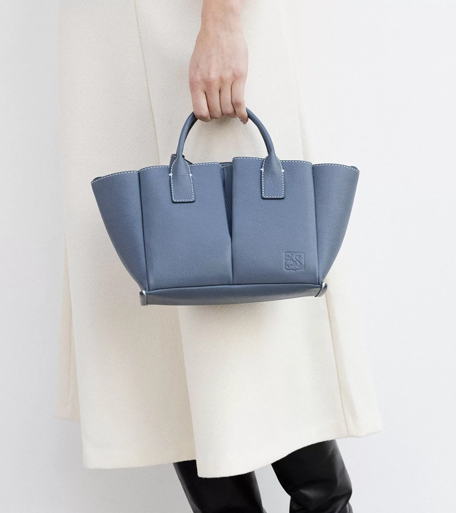 Femme Le Tanneur Petit sac cabas Elena en cuir grainé - BLEU ARGILE