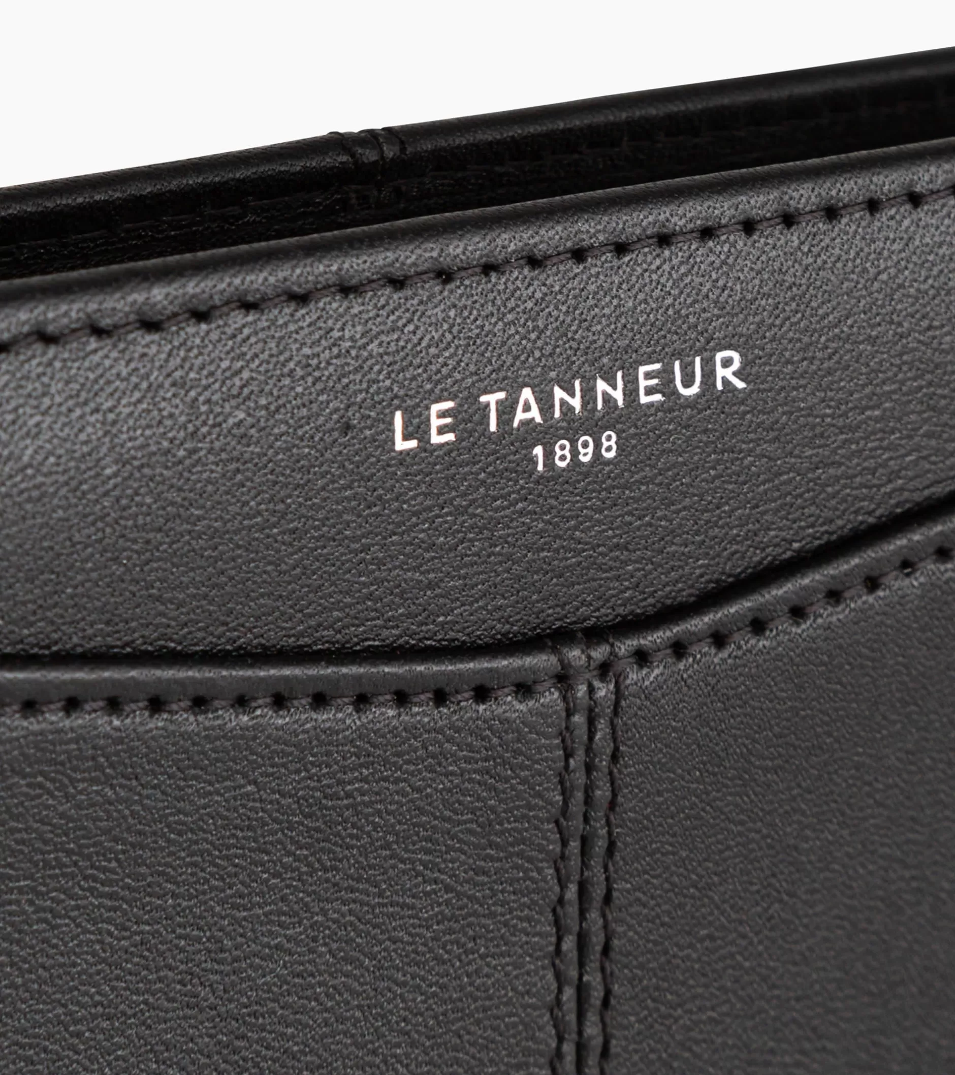 Femme Le Tanneur Porte passeport Charlotte en cuir lisse - Black