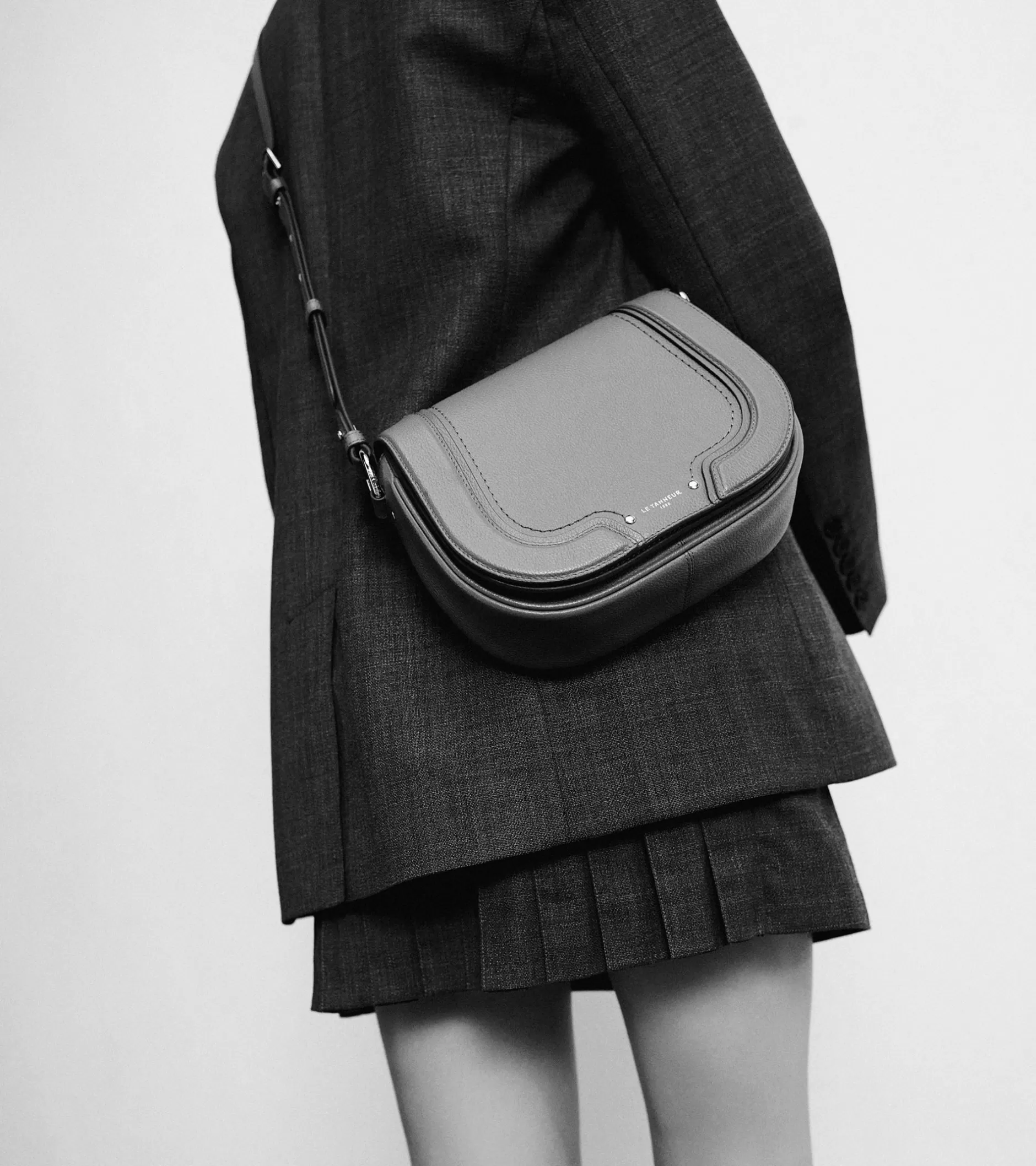 Femme Le Tanneur Sac bandoulière moyen modèle Ella en cuir grainé - AURORE