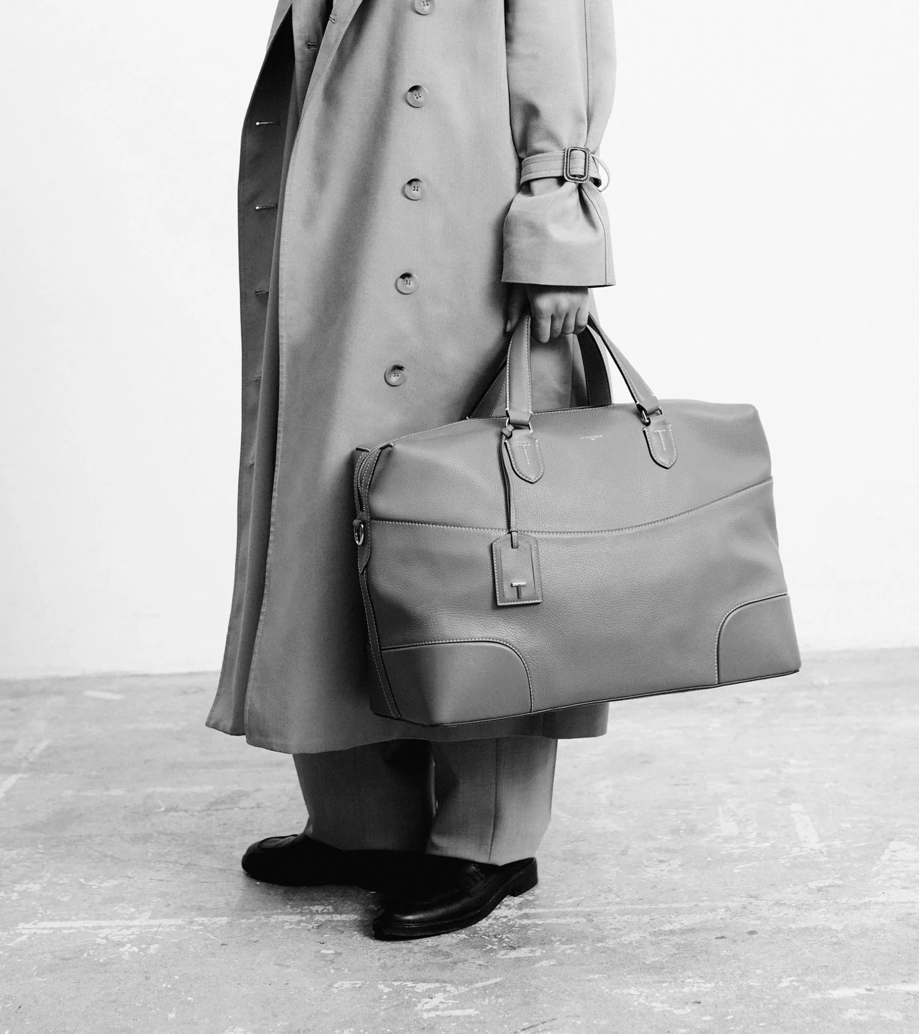 Femme Le Tanneur Sac de voyage 24h Romy en cuir grainé et lisse - Black